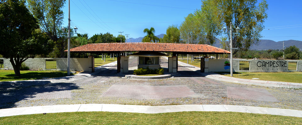 Entrada al fraccionamiento campestre chapala